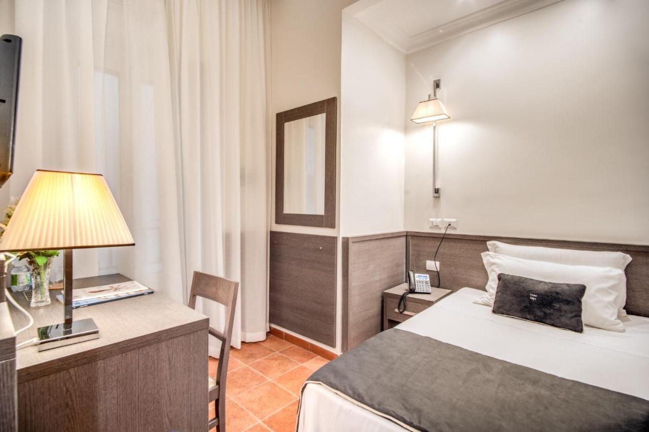 Hotel Mirti روما المظهر الخارجي الصورة
